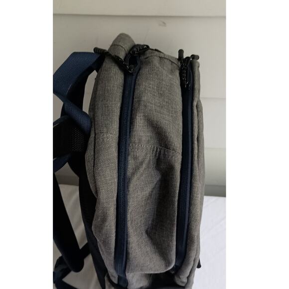 Timbuk2 Parkside Laptop backpack with Chimp logo EUC - Picture 7 of 10